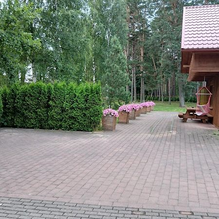 Guest House Vilcini Bernati Bagian luar foto