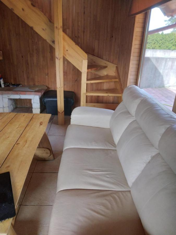 Guest House Vilcini Bernati Bagian luar foto