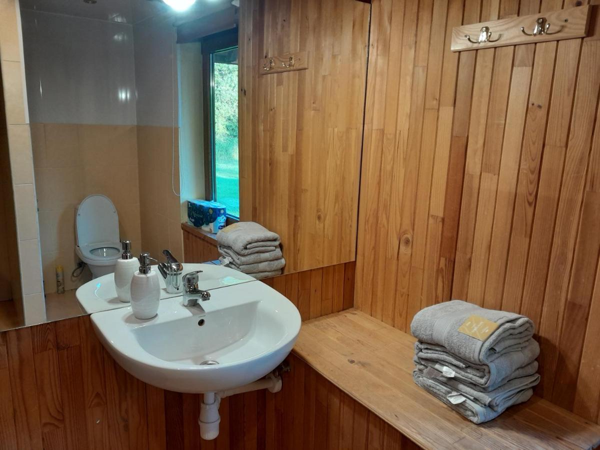 Guest House Vilcini Bernati Bagian luar foto
