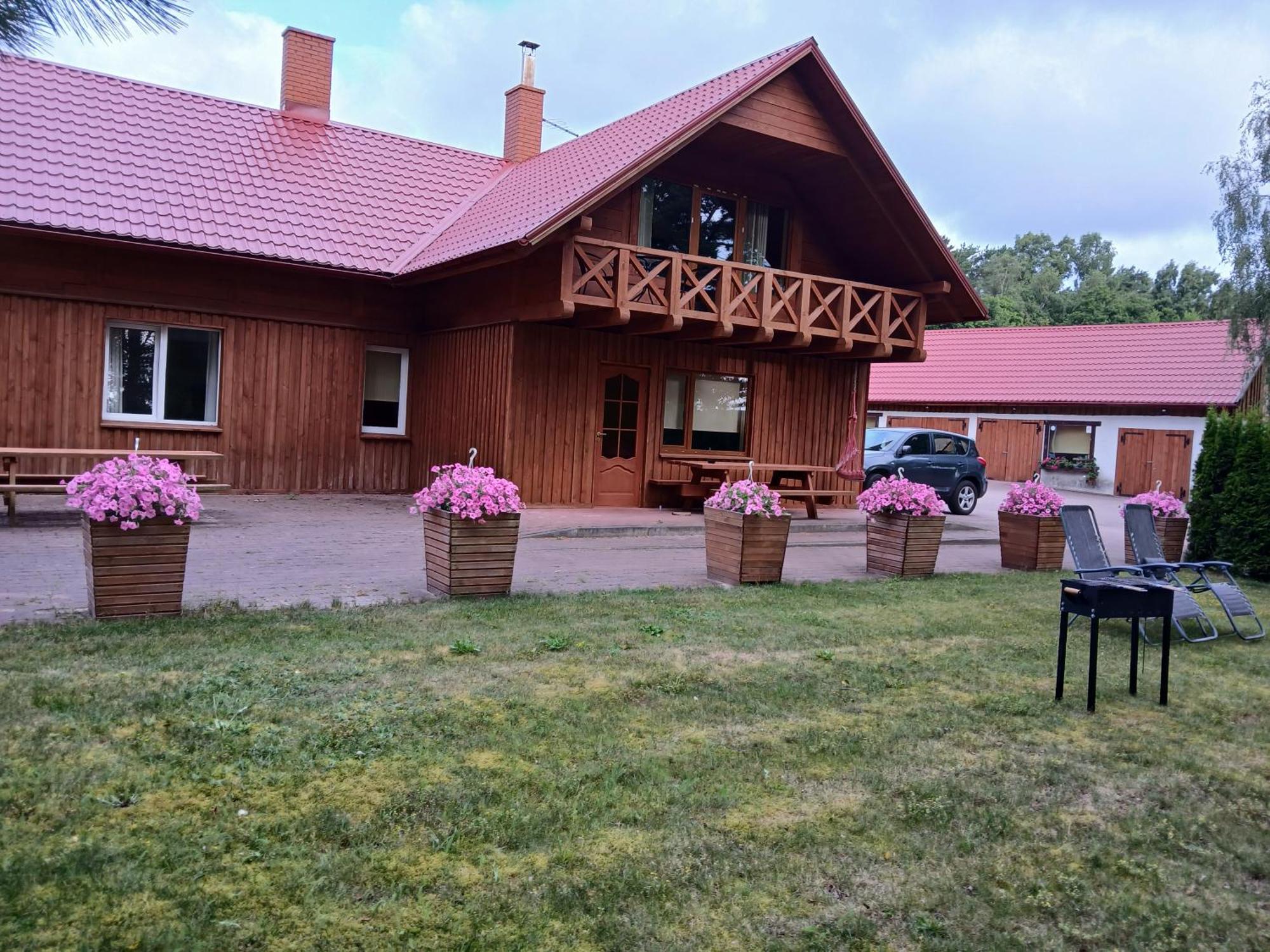 Guest House Vilcini Bernati Bagian luar foto