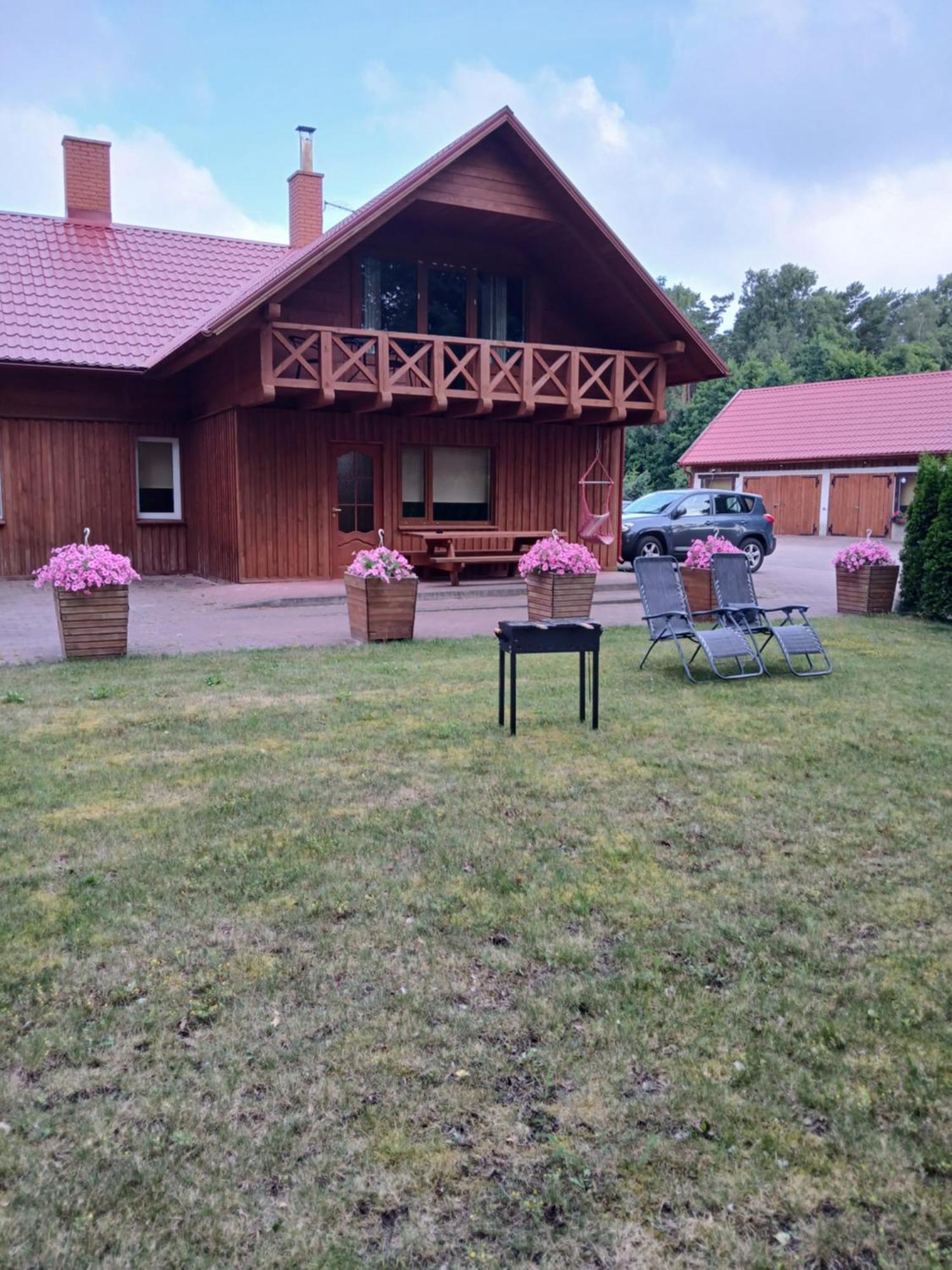Guest House Vilcini Bernati Bagian luar foto