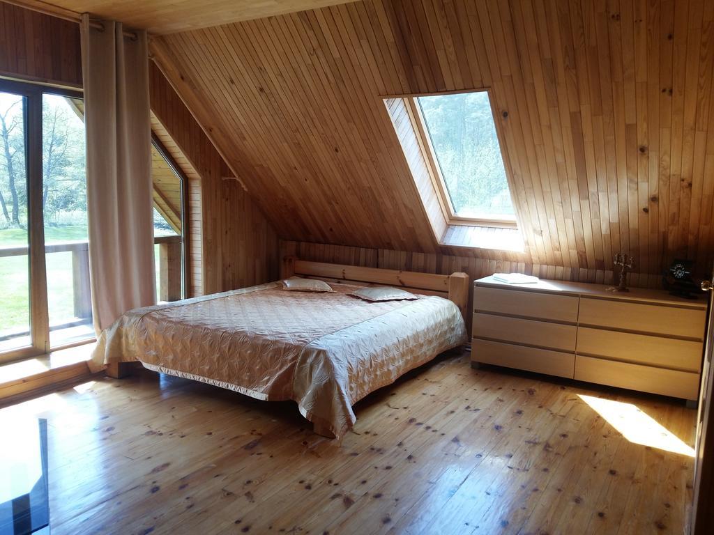 Guest House Vilcini Bernati Bagian luar foto