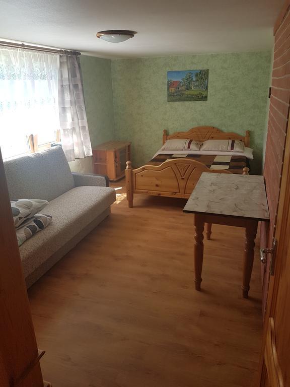 Guest House Vilcini Bernati Bagian luar foto