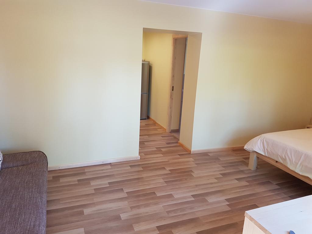 Guest House Vilcini Bernati Bagian luar foto
