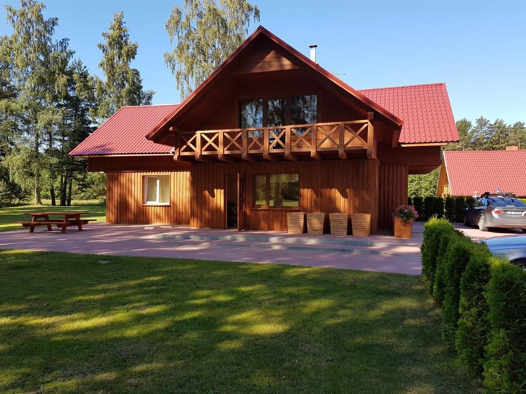 Guest House Vilcini Bernati Bagian luar foto